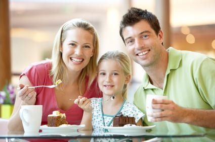 Canadians seek to save time by eating out; restaurant franchisees seek profits through efficiency