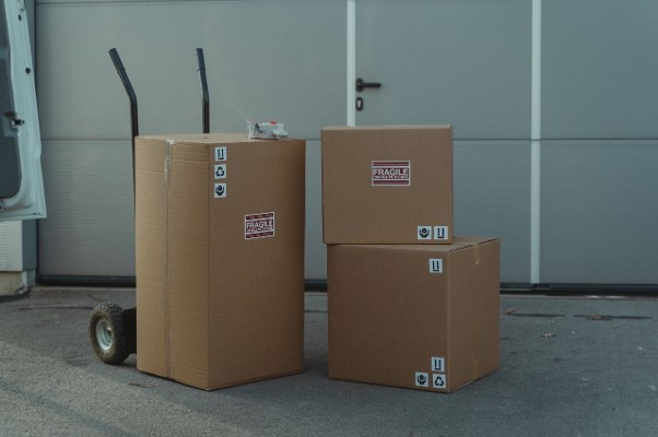 What Growing Franchises Get Wrong About Shipping and Fulfilment