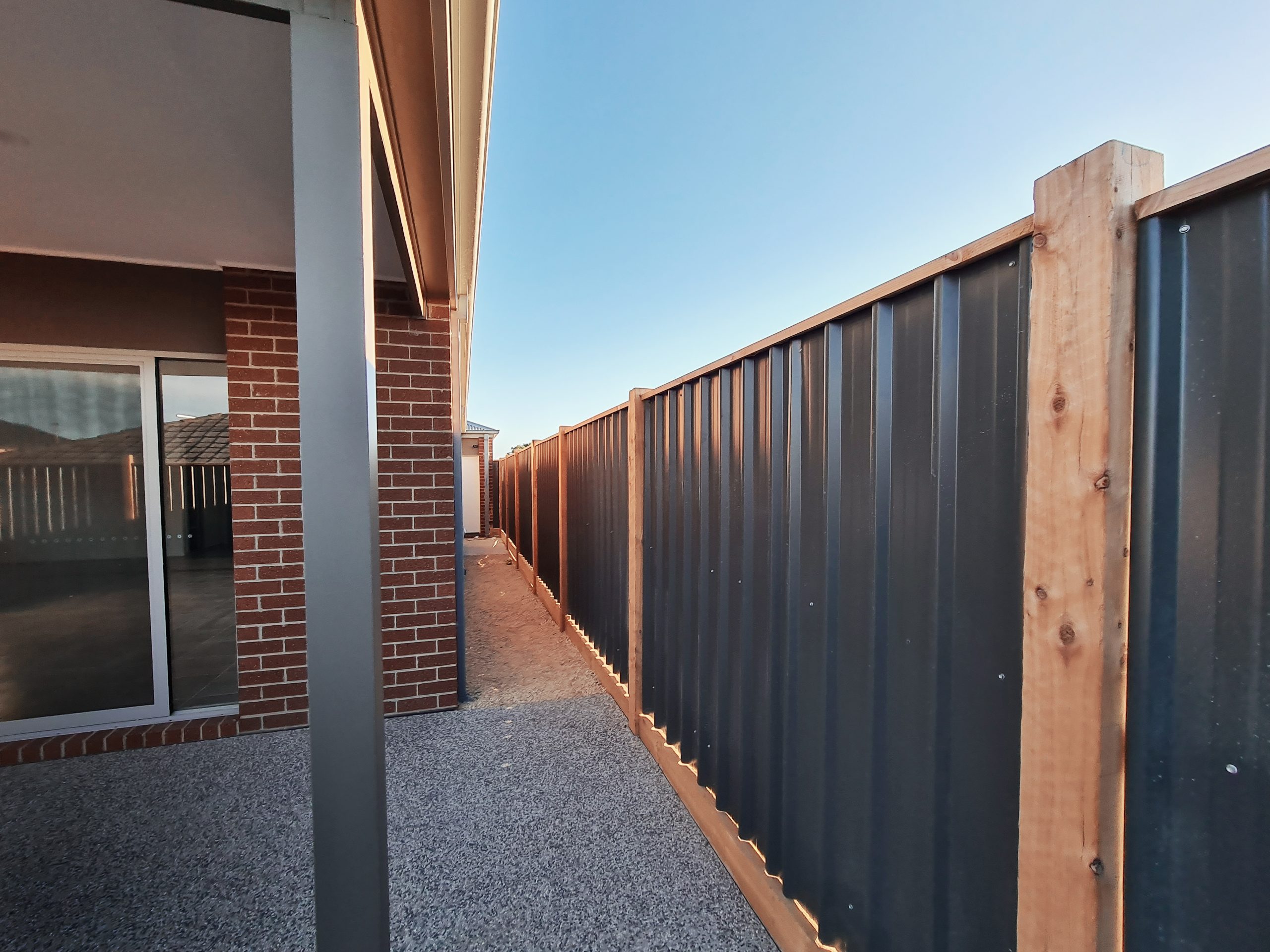 SUCCESSFUL FENCING COMPANY IS LOOKING FOR ITS FIRST FRANCHISEE