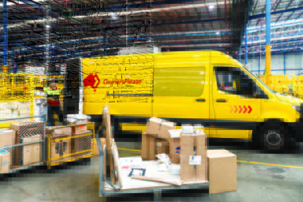 CouriersPlease adds value to customers with Optus and Thinxtra-powered IoT asset tracking