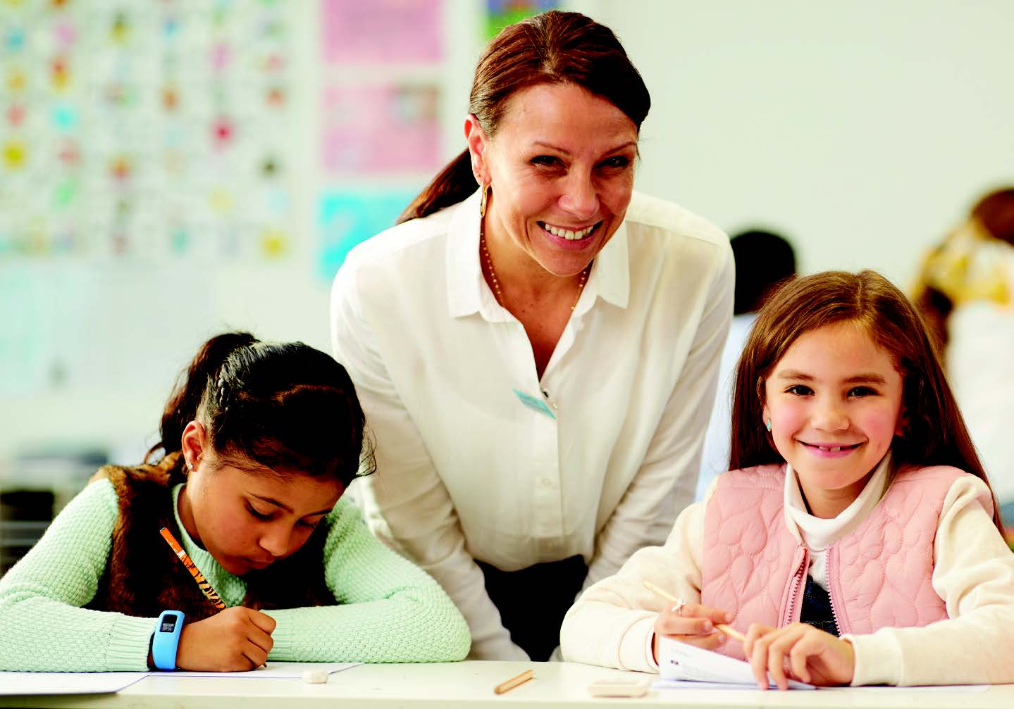 THREE WAYS KUMON FRANCHISEES CONTRIBUTE  TO THEIR COMMUNITIES