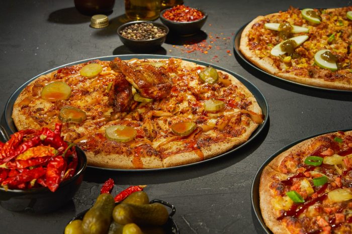 Cooking Up A Collab: Crust Pizza and Virtual Kitchen Rack’em Bones Launch Three New Pizza Flavours