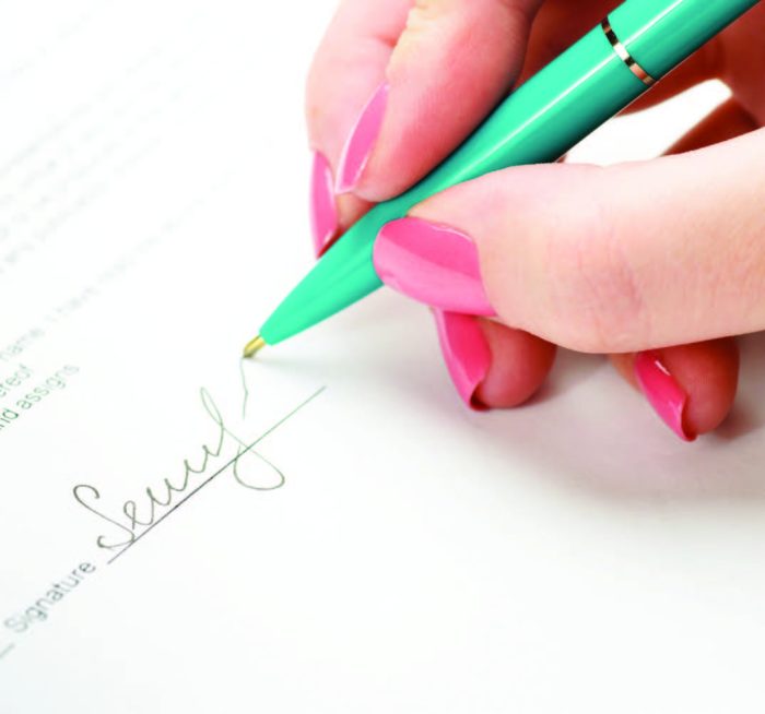 Signing on the Dotted Line When Buying a Franchise: What You Need to Know